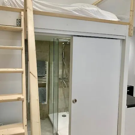 Gustave 2 Apartman *